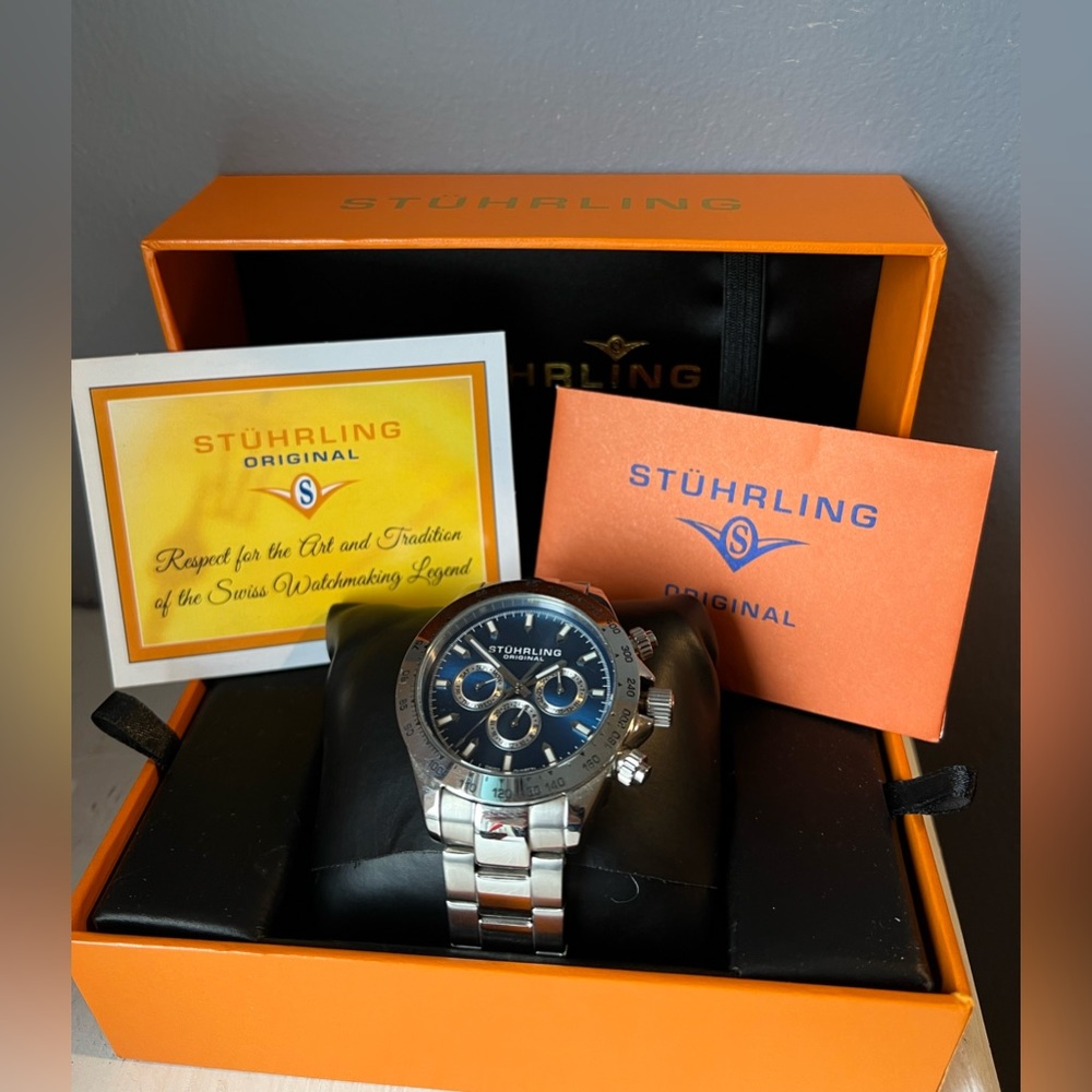 Stürling Watch - Picture 3 of 3